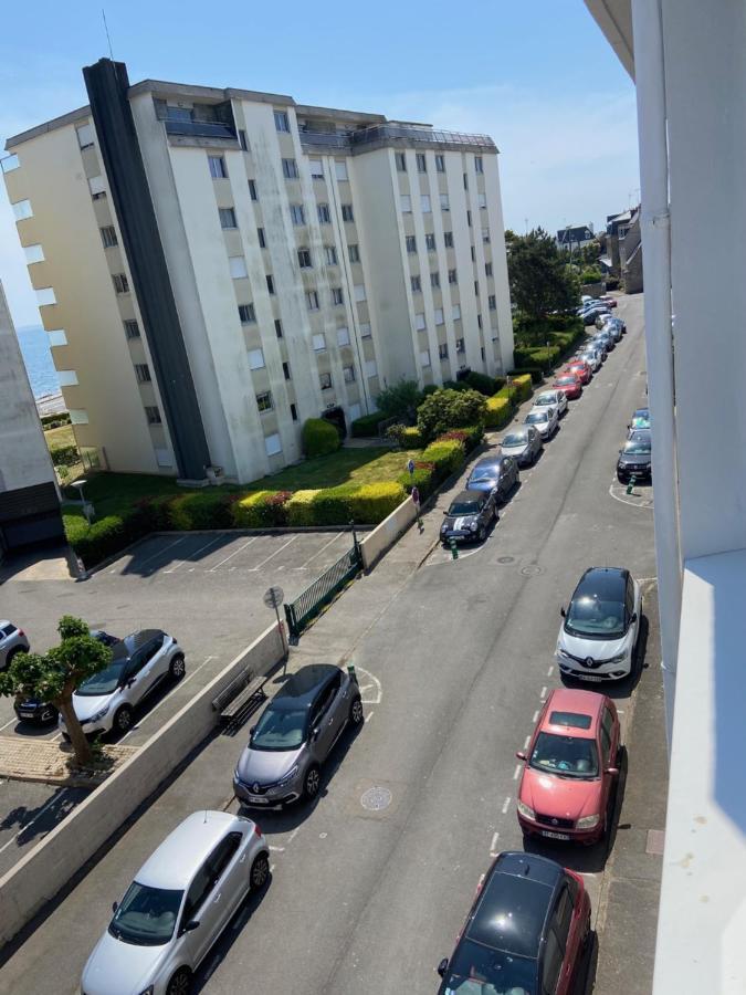 Appartement De Ville Et Plage 孔卡尔诺 外观 照片